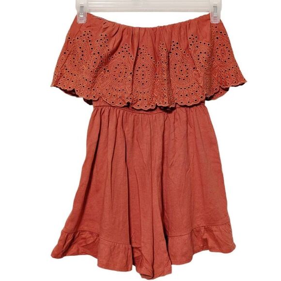 American Eagle Outfitters Women's Strapless Overlay Romper Red XS - Picture 2 of 14